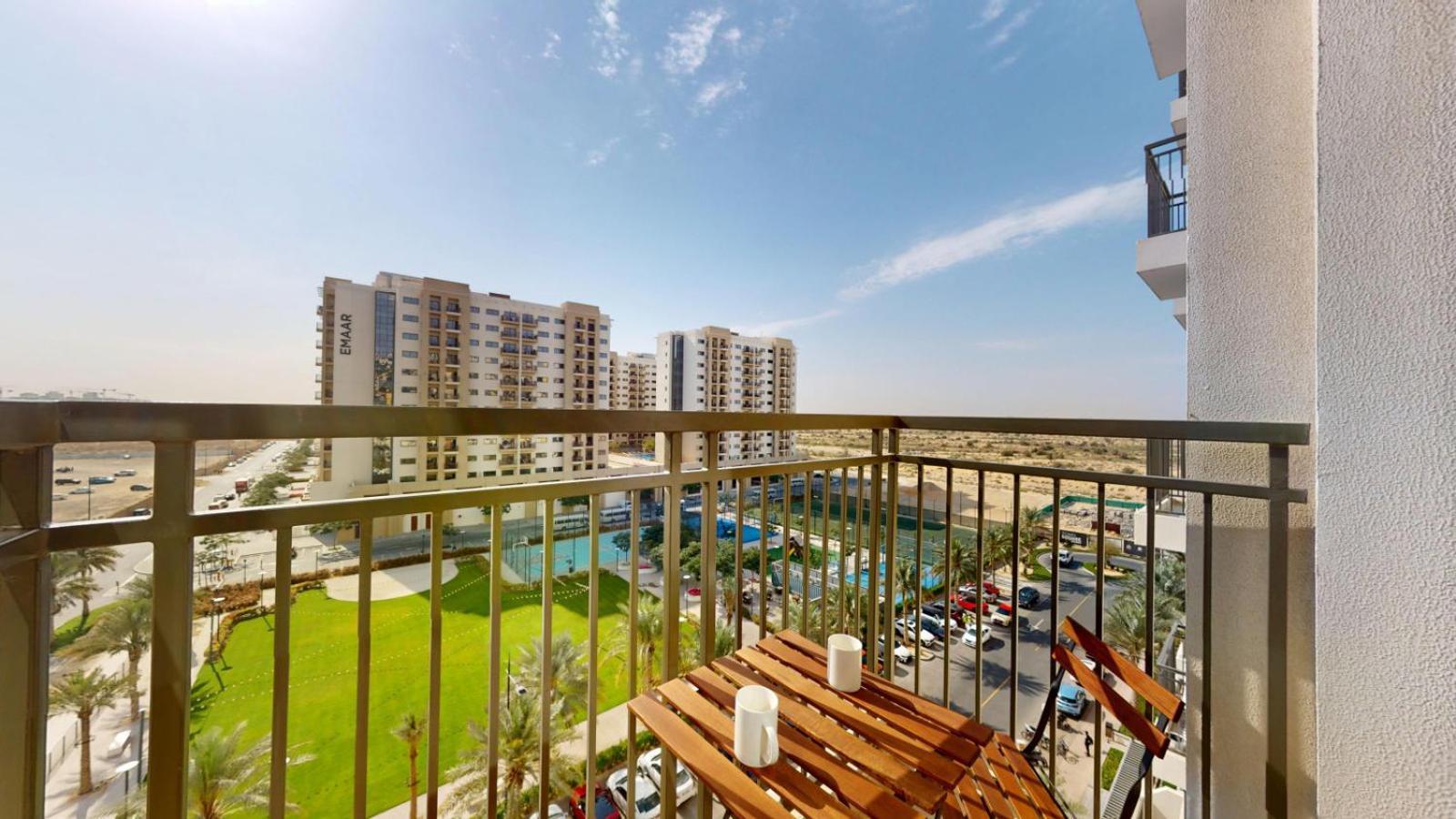 Apartment Tower - Peaceful One Bedroom In Townsquare *