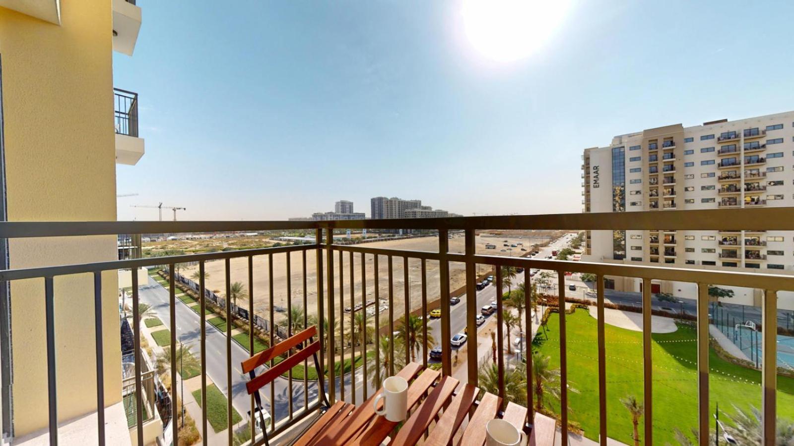 Apartment Tower - Peaceful One Bedroom In Townsquare Dubai